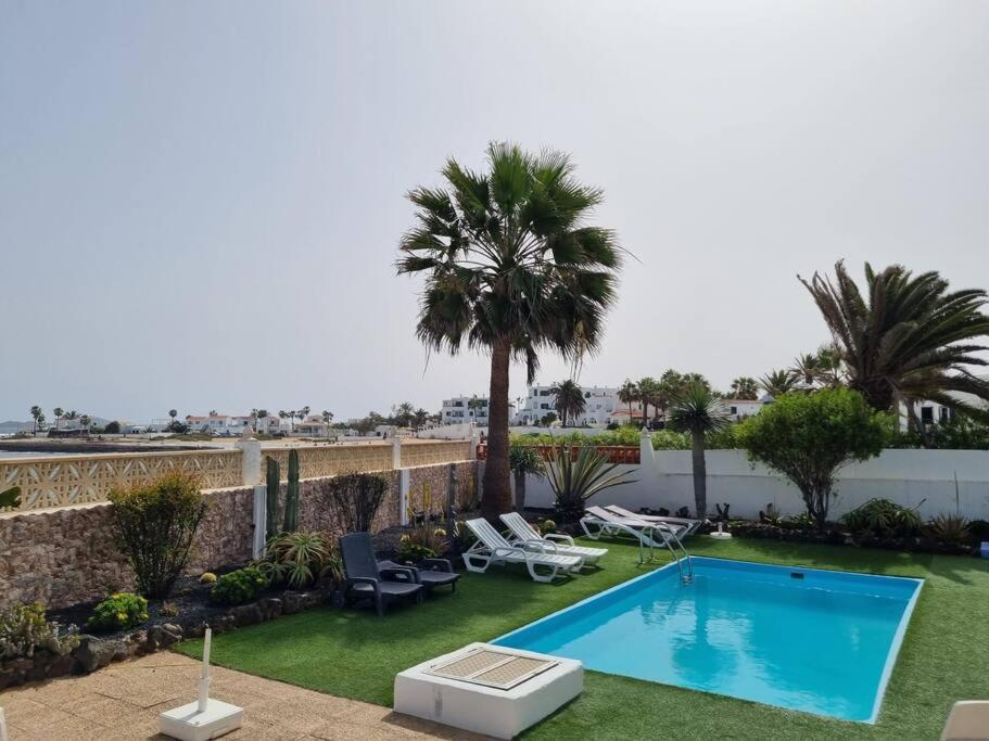 La Casa De Las Palomitas Corralejo Luaran gambar