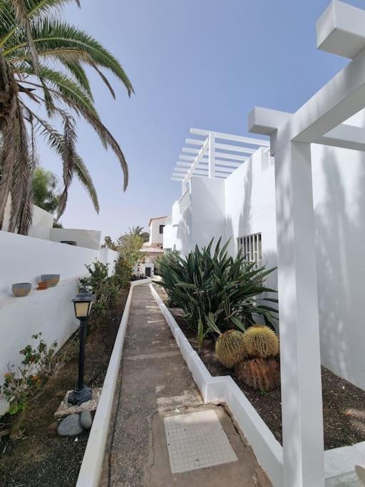 La Casa De Las Palomitas Corralejo Luaran gambar