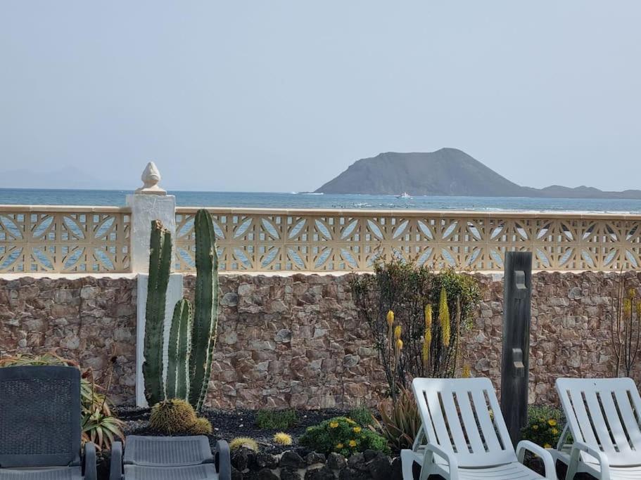 La Casa De Las Palomitas Corralejo Luaran gambar