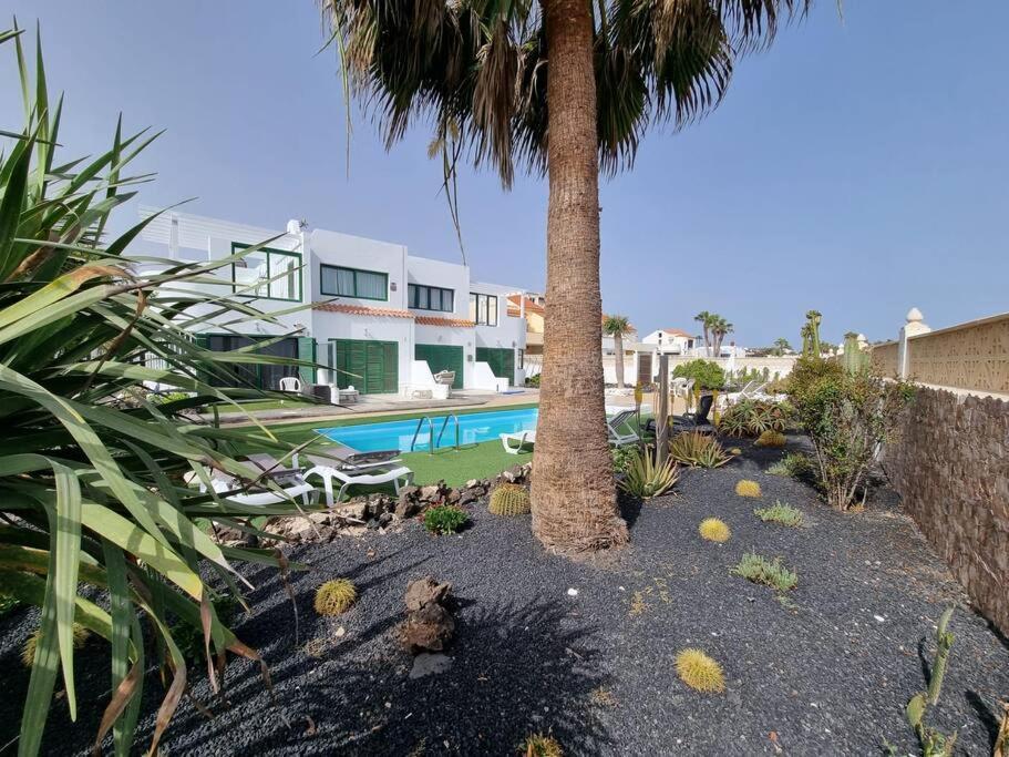 La Casa De Las Palomitas Corralejo Luaran gambar